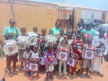 AJIBOLA VICTORIA FOUNDATION TAKES BACK TO SCHOOL SUPPORT TO STUDENTS WITH SCHOOL BAG DISTRIBUTION IN IBADAN